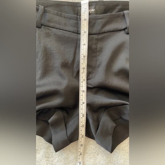 Mossimo Black Women’s Shorts - Picture 5 of 10
